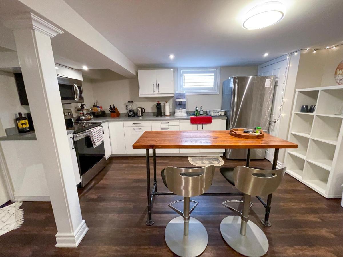 Spacious & Renovated 1Bd Suite W/Parking Toronto Exteriér fotografie
