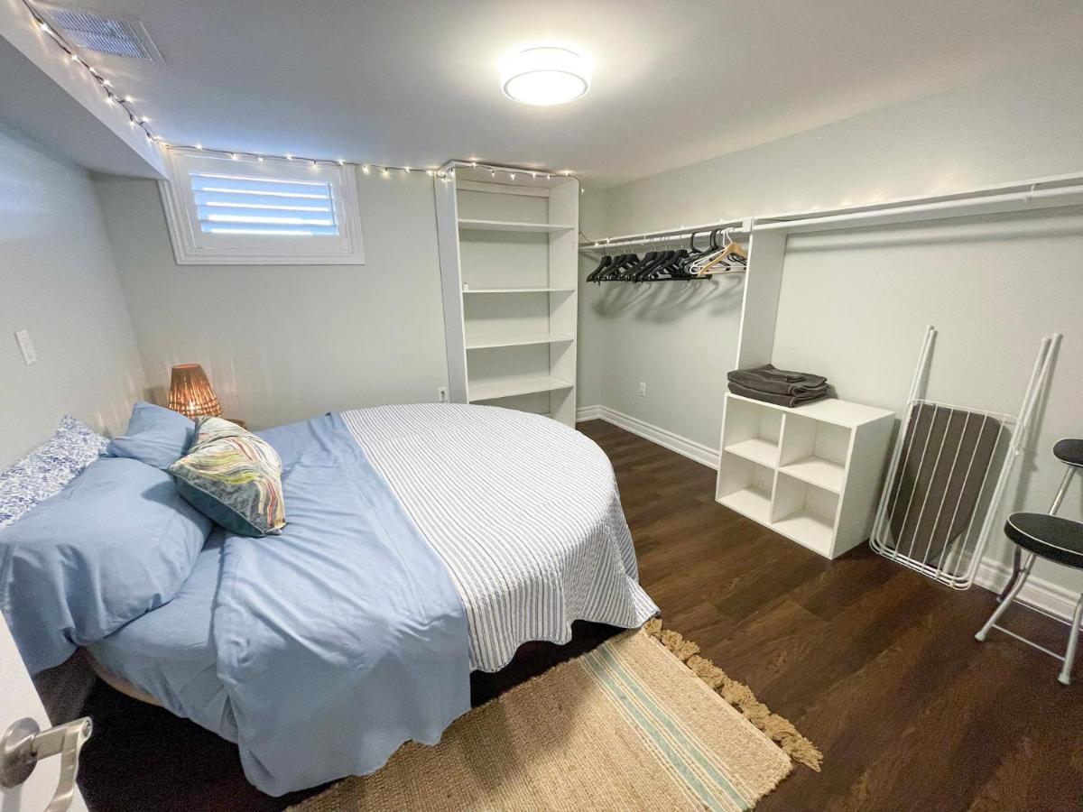 Spacious & Renovated 1Bd Suite W/Parking Toronto Exteriér fotografie
